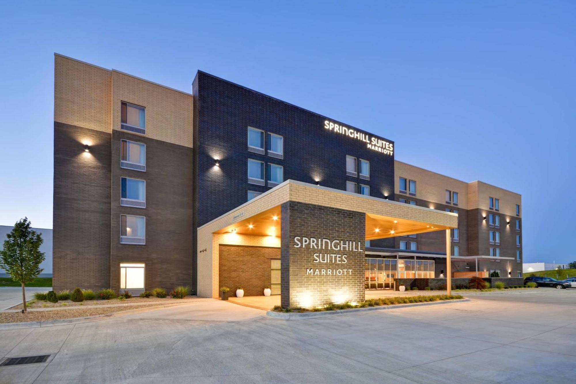 Springhill Suites By Marriott Cincinnati Blue Ash Kültér fotó