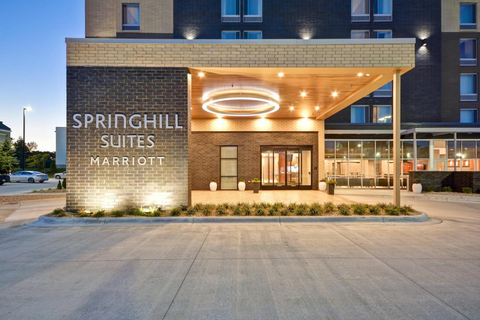 Springhill Suites By Marriott Cincinnati Blue Ash Kültér fotó
